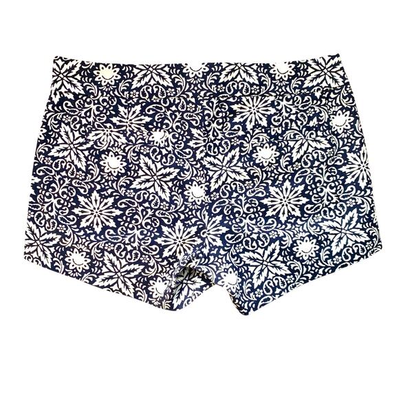 J. Crew Factory Navy and White Floral Printed Chino Shorts Size 8 - Picture 5 of 6